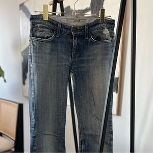 Medium/Stonewashed Straight Leg, Distressed Joe’s Jeans in Size 26